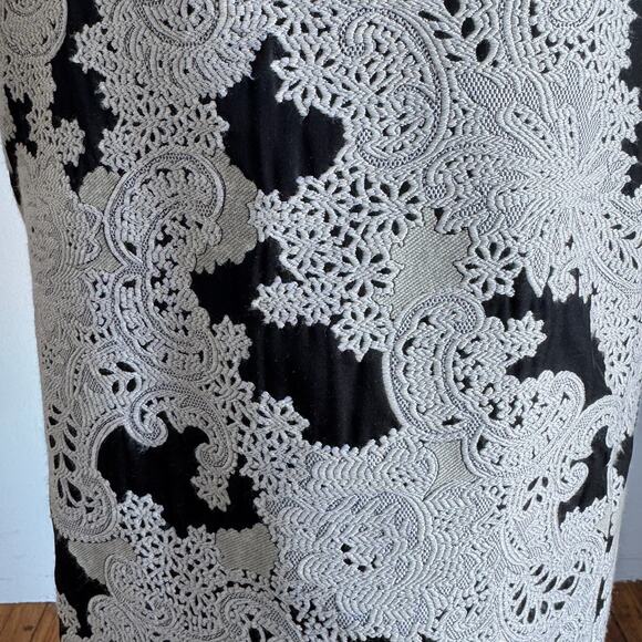 DEREK LAM Paisley Jacquard Black & White Wool-Silk Blend Pencil Skirt - Picture 6 of 8